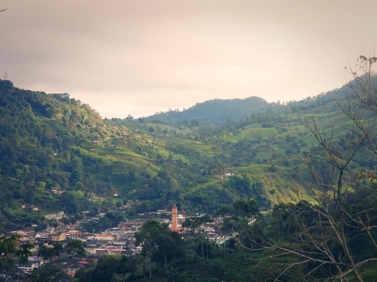 Finca Tradicional El Otono Pijao Esterno foto